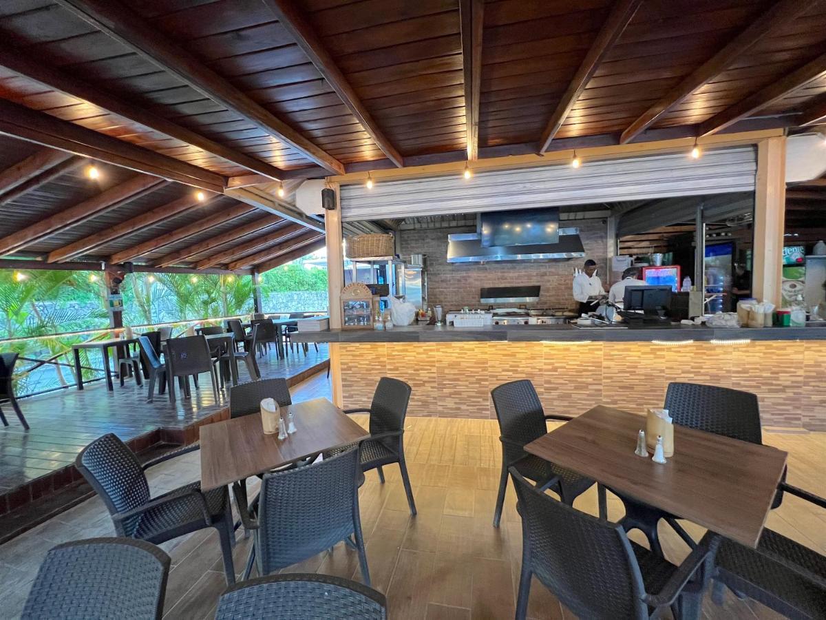 Deluxe Villas Bavaro Beach & Spa - Best Price For Long Term Vacation Rental 푼타 카나 외부 사진